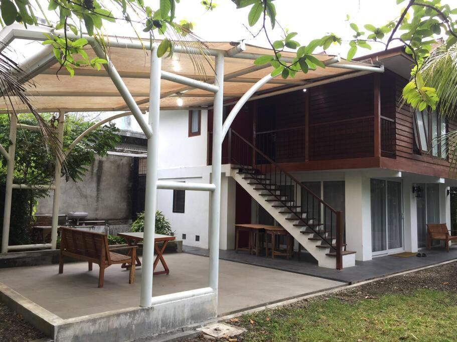 Banda Aceh Batoh Homestay - Private - Fits Up To 8 Persons Exterior foto